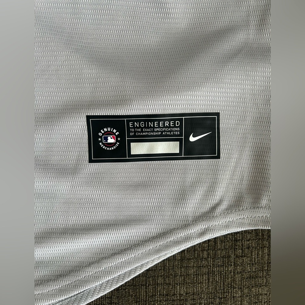 Nike Authentic New York Yankees Derek Jeter #2 Gray MLB Jersey Men’s Sz: M - Picture 7 of 8